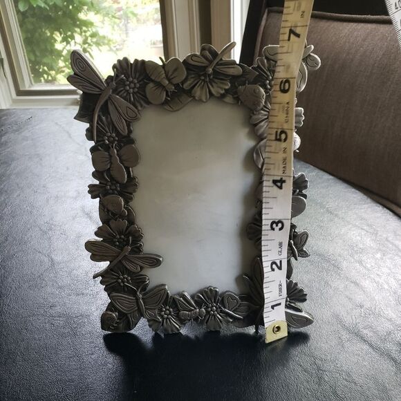 Metal Floral Dragonflies Picture Frame - Picture 5 of 5